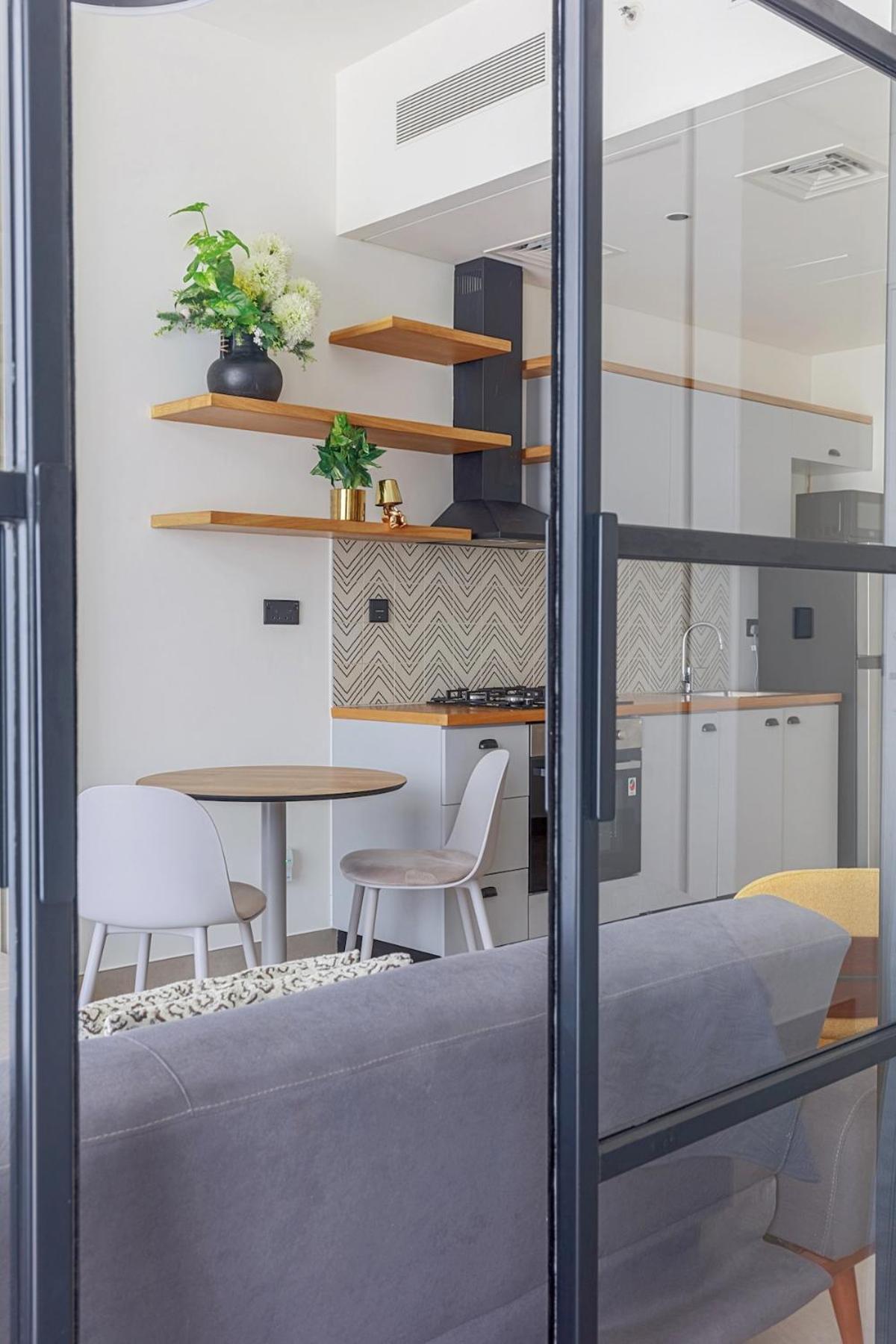 Cozy 1 Bdr With Pool And Access