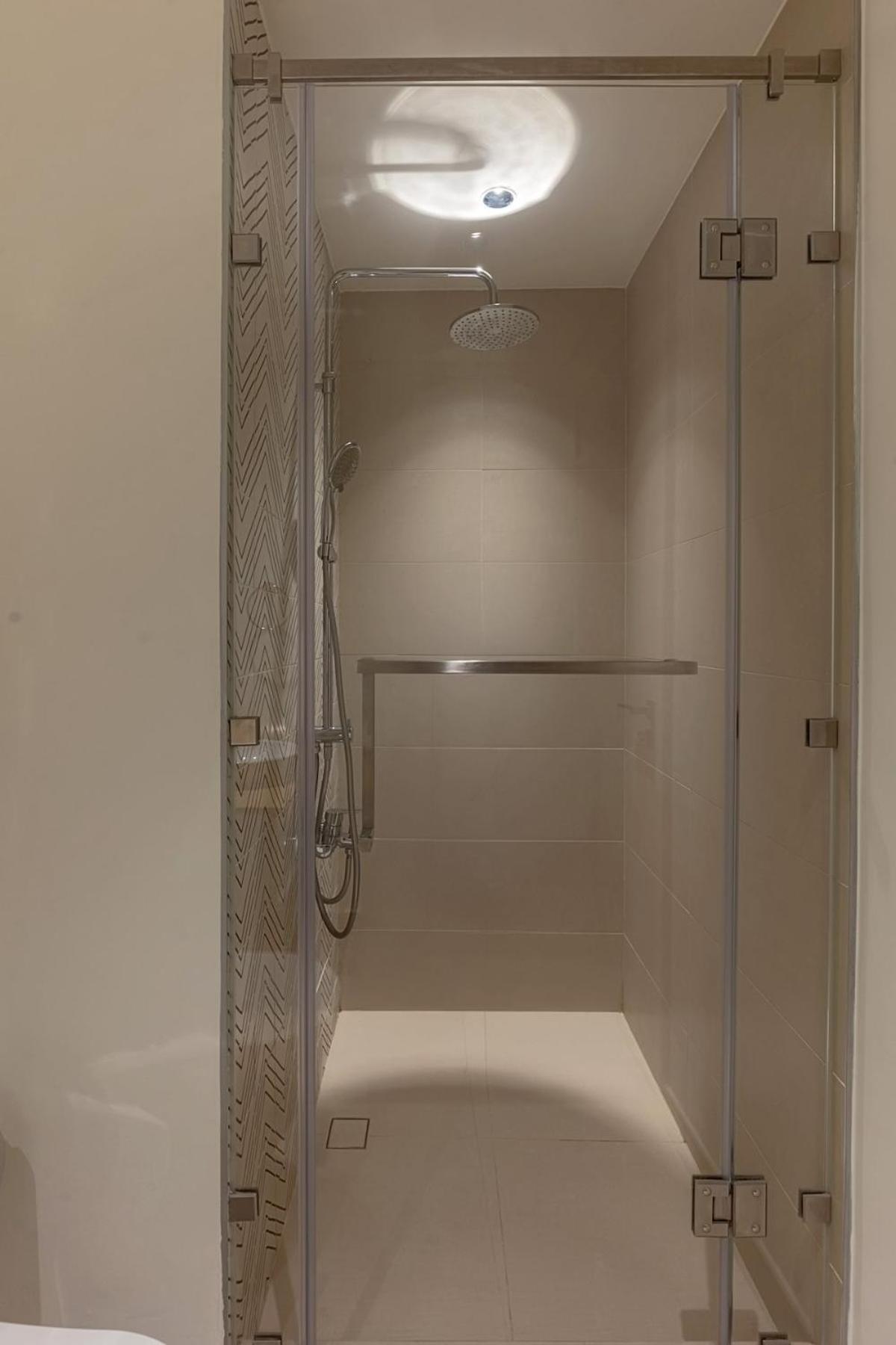 Apartment Cozy 1 Bdr With Pool And Access *