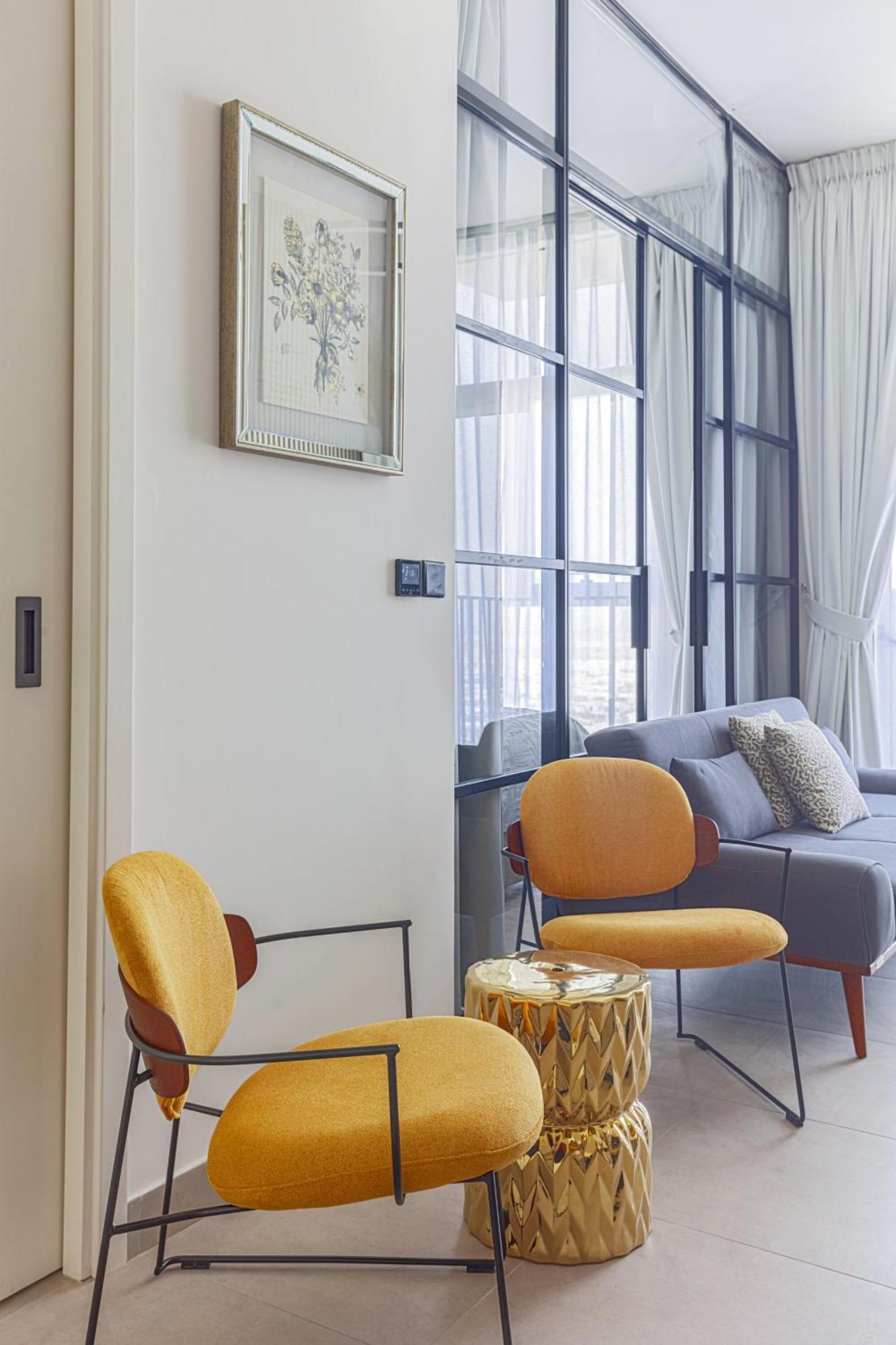 Apartment Cozy 1 Bdr With Pool And Access *